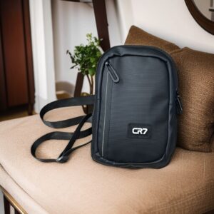 CR7 black model no 80