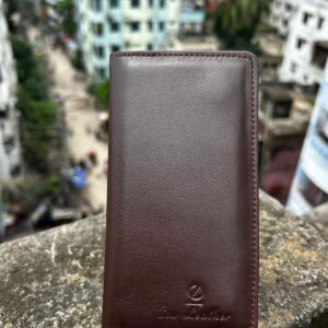 semi wallet chochocolate colour M no : 23