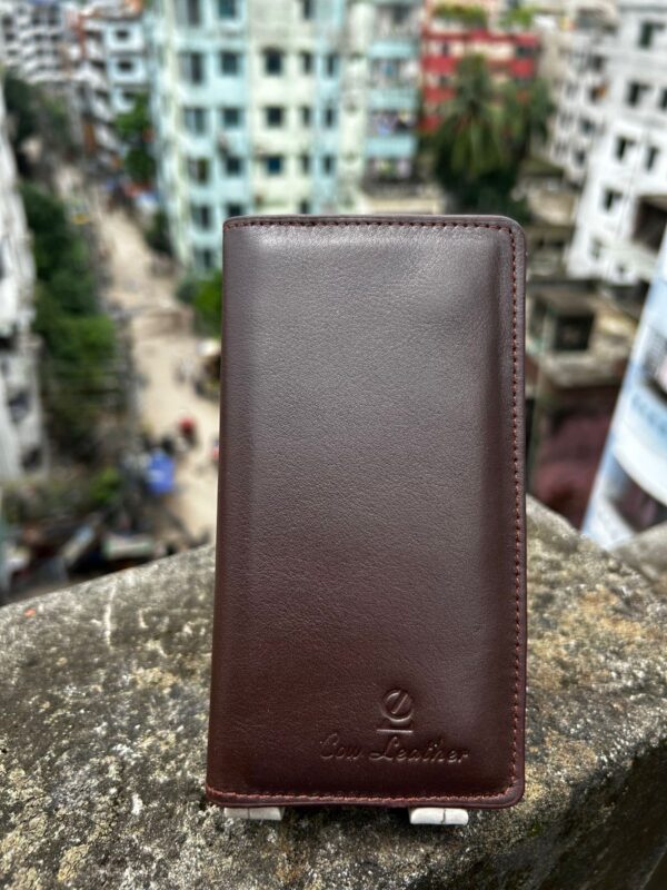 semi wallet chochocolate colour M no : 23