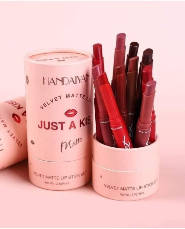 WhatsApp Image 2025-09-23 at 2.54.08 AM Hundian 8 colour lipstick